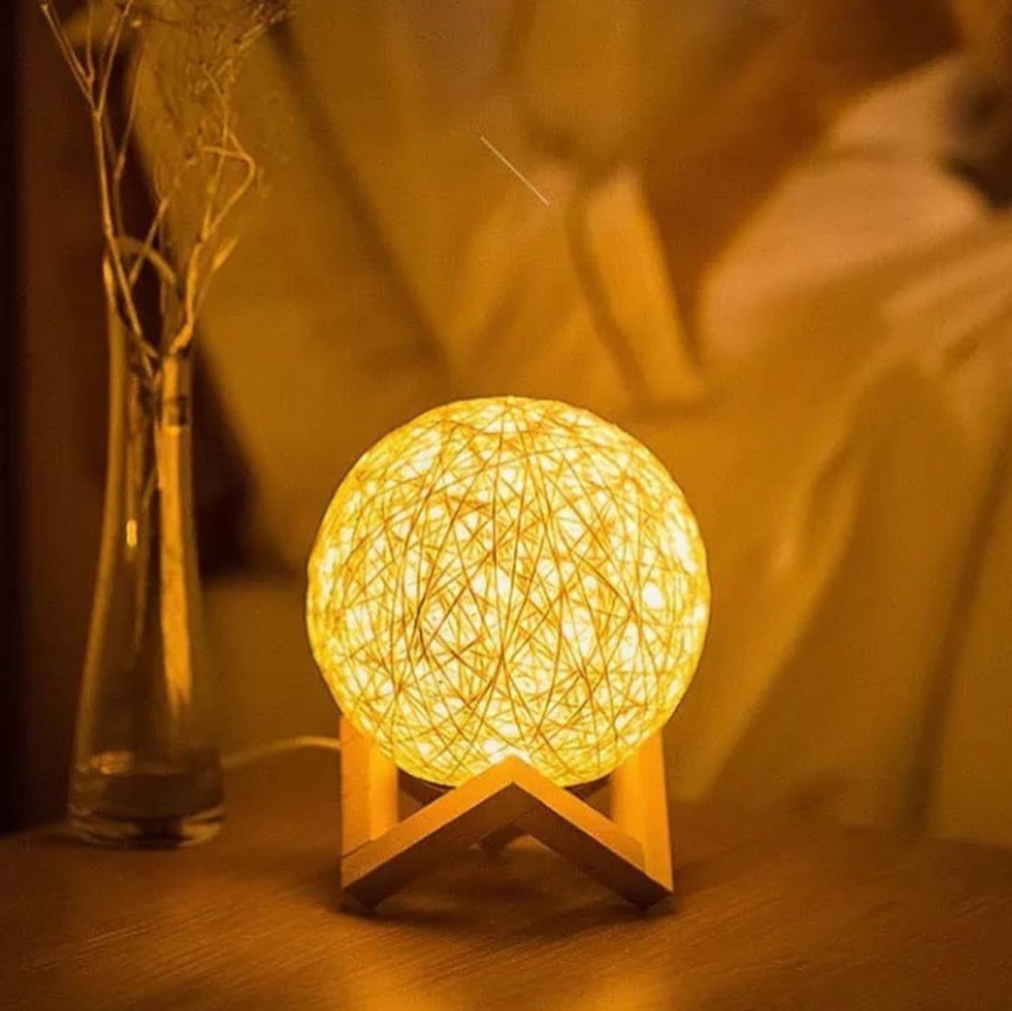 Rattan lamp