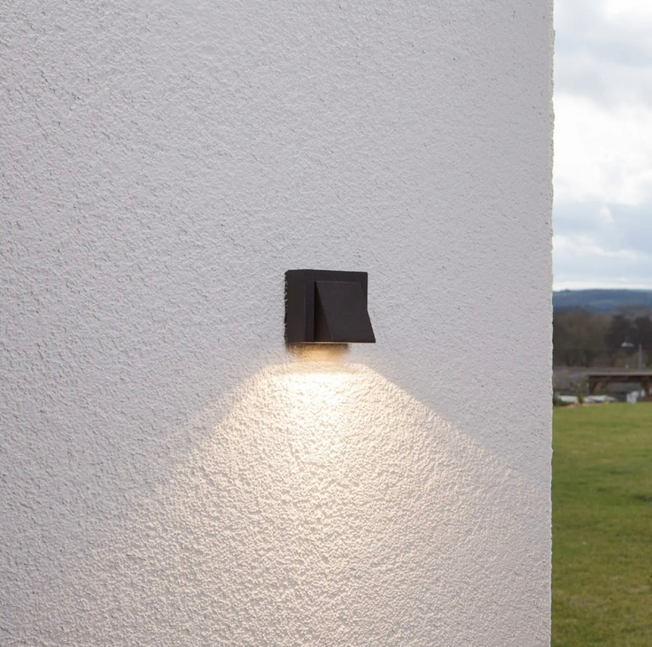 Wall Light B